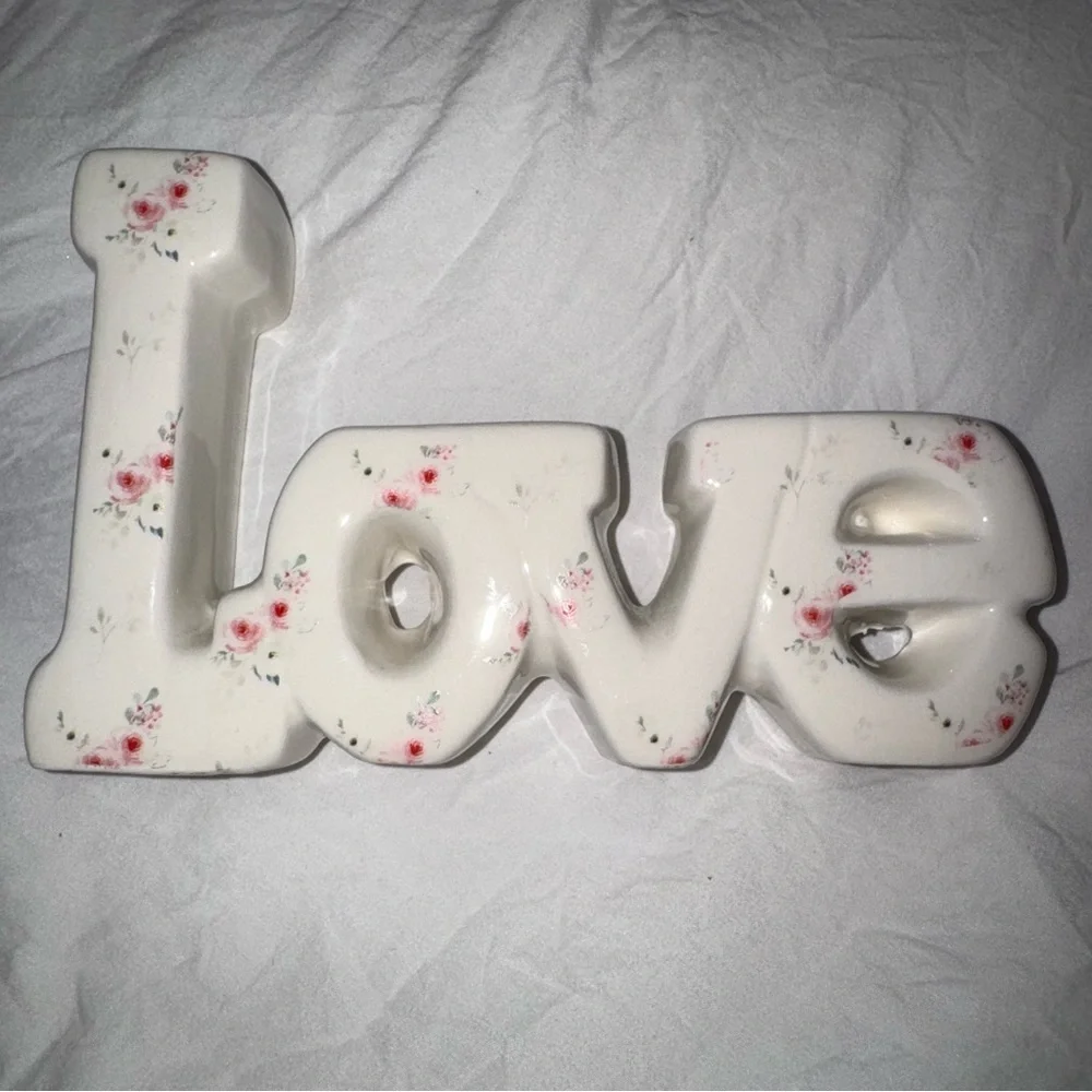 LOVE Sign Pink Roses Floral Shabby Chic Wall Decor Romantic Accent